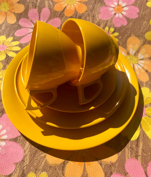 Yellow Melamine Picnic set for two people or teddy bears.Outdoor cups ,saucers and plates.